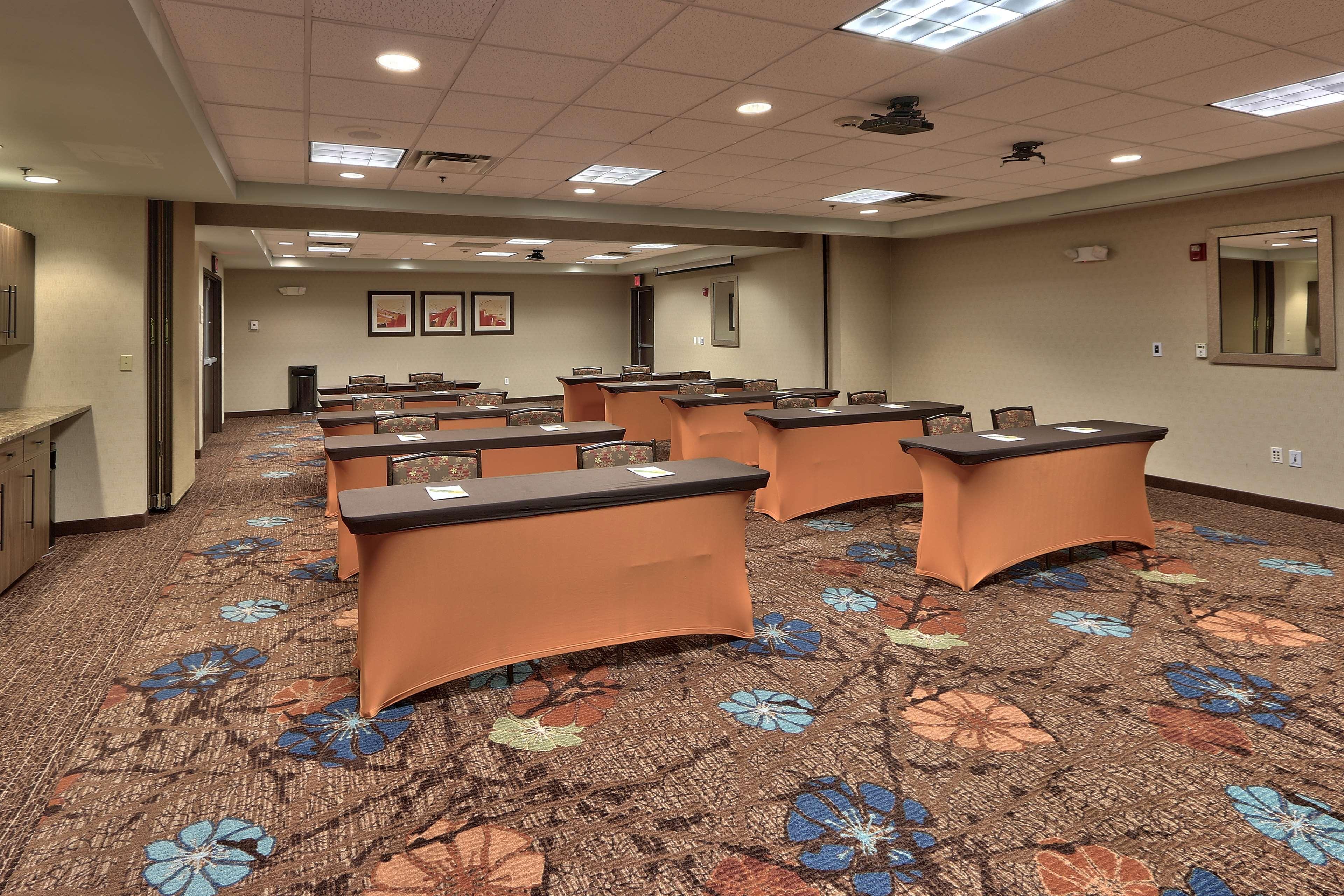 Hilton Garden Inn Albuquerque Airport Εξωτερικό φωτογραφία
