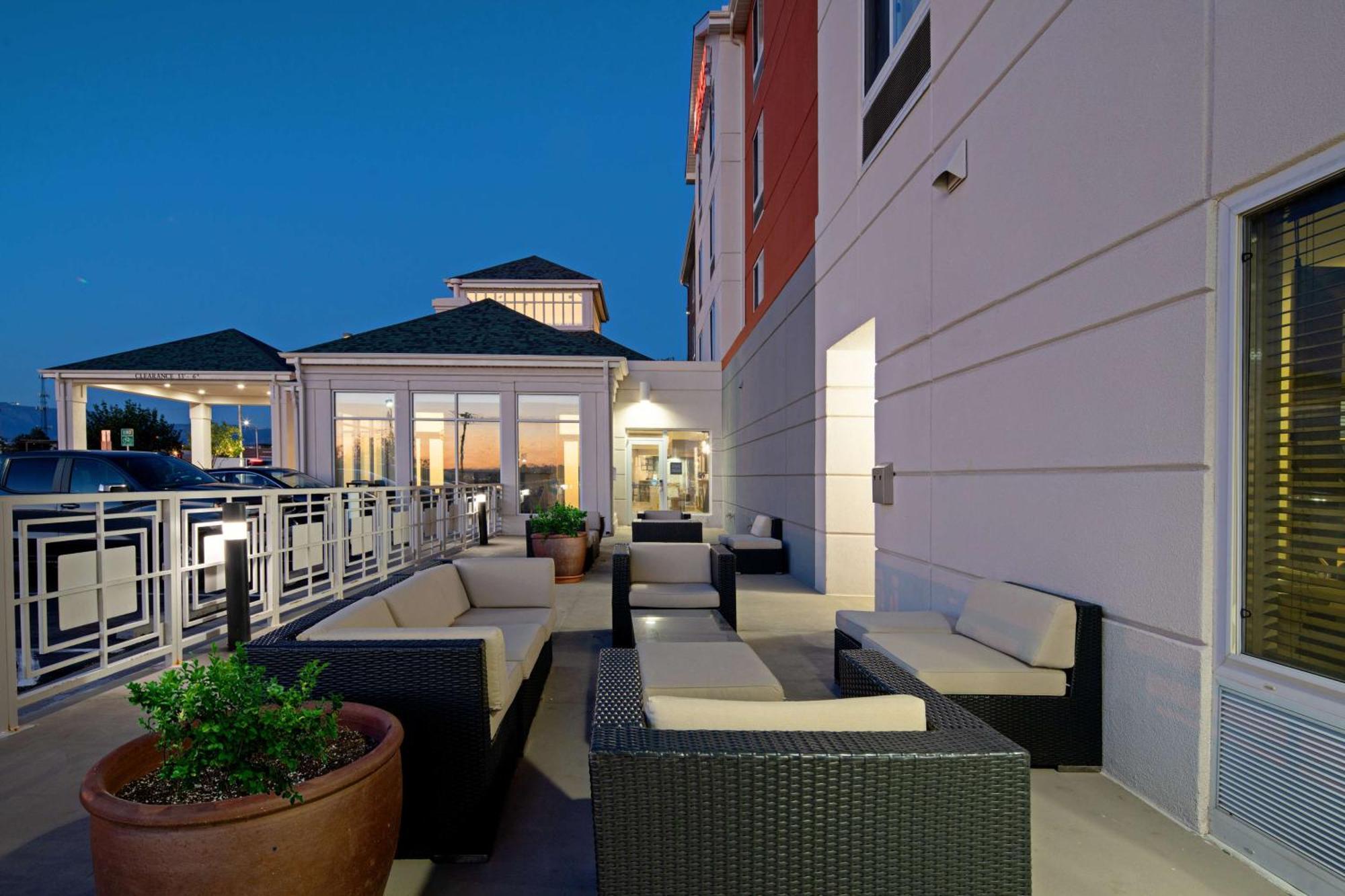 Hilton Garden Inn Albuquerque Airport Εξωτερικό φωτογραφία